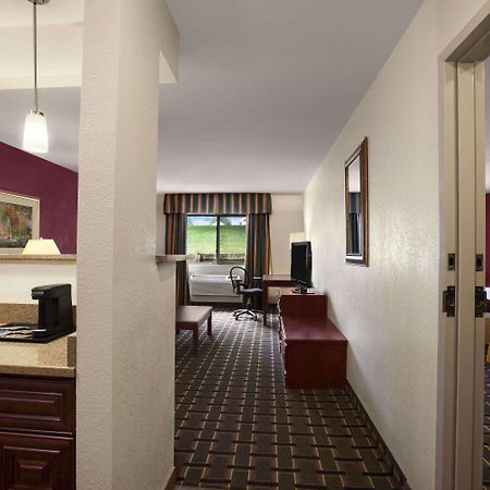 Quality Inn Lincoln Cornhusker Zewnętrze zdjęcie